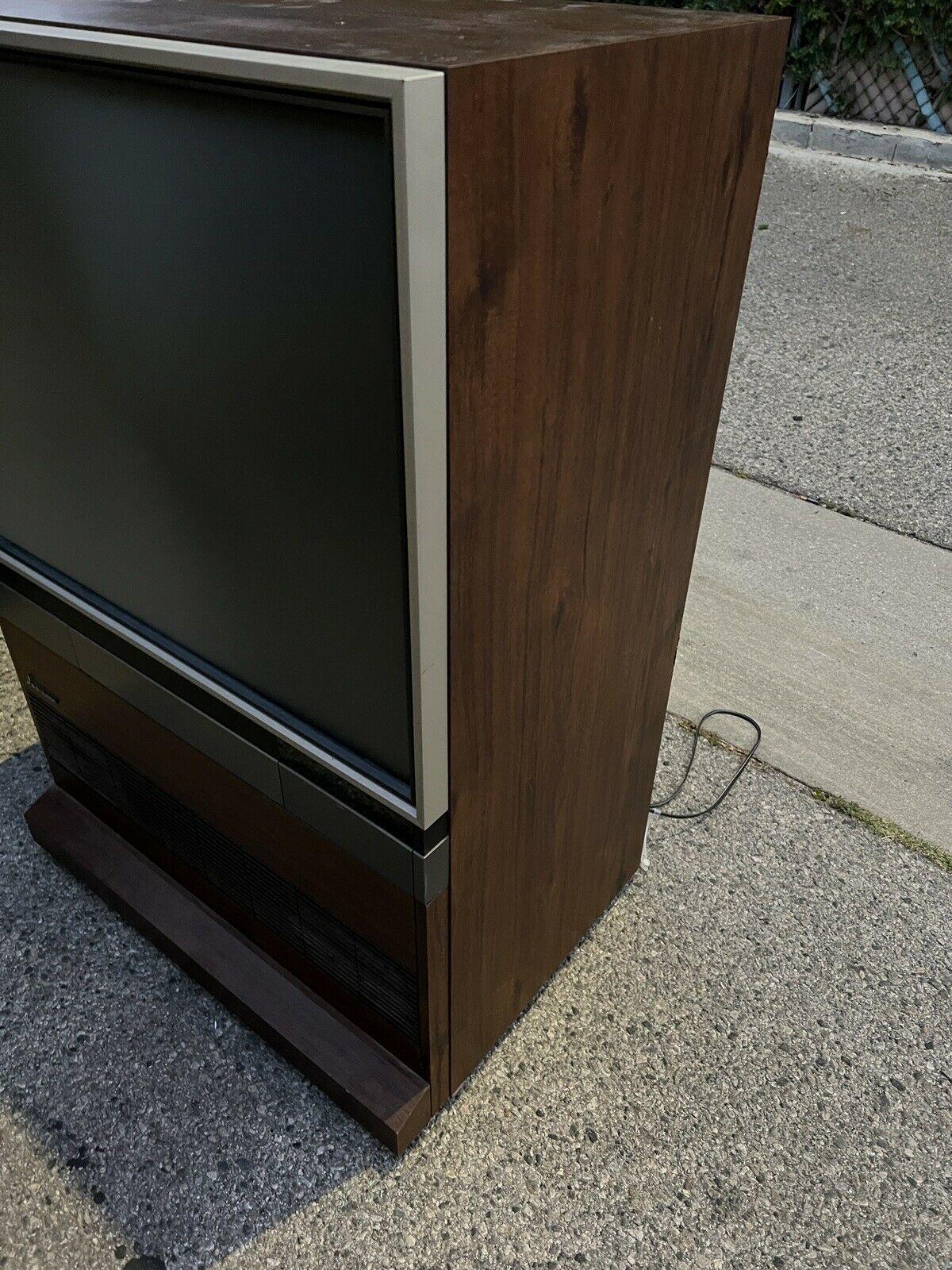 bcdd95183a3dc1f22905776682c6530852cf8c3d_102.jpg