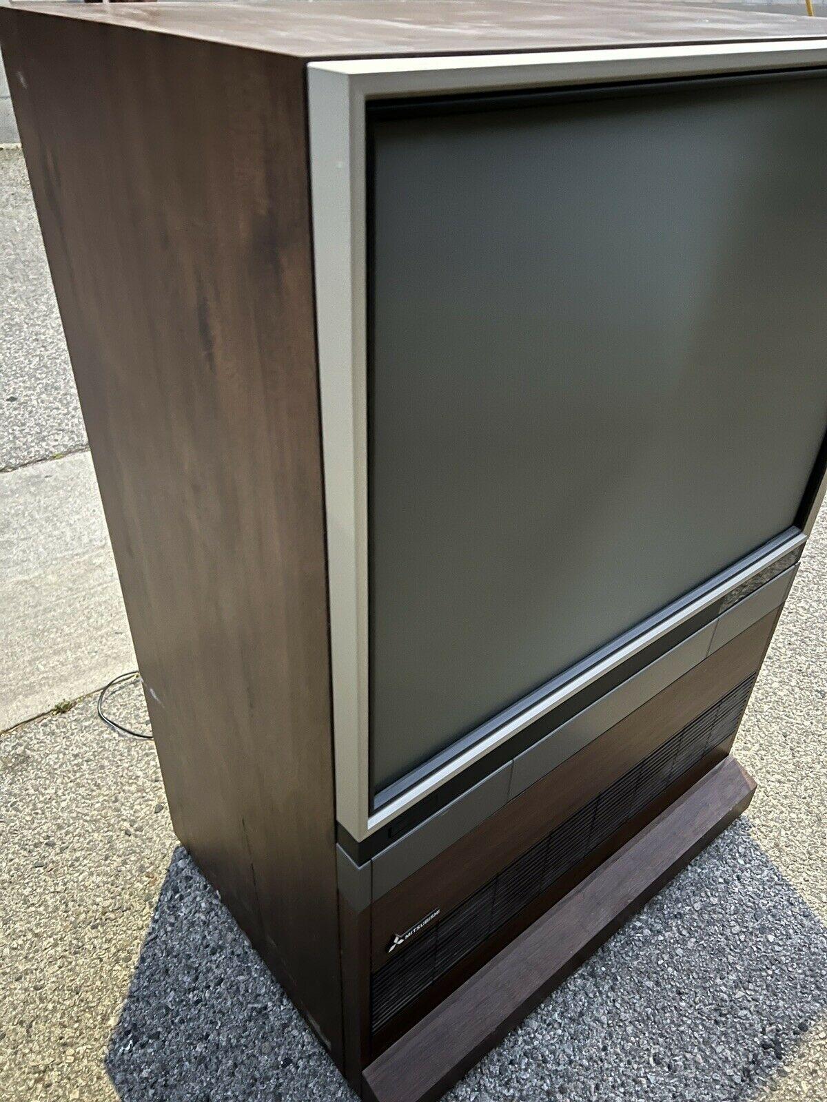 bcdd95183a3dc1f22905776682c6530852cf8c3d_103.jpg